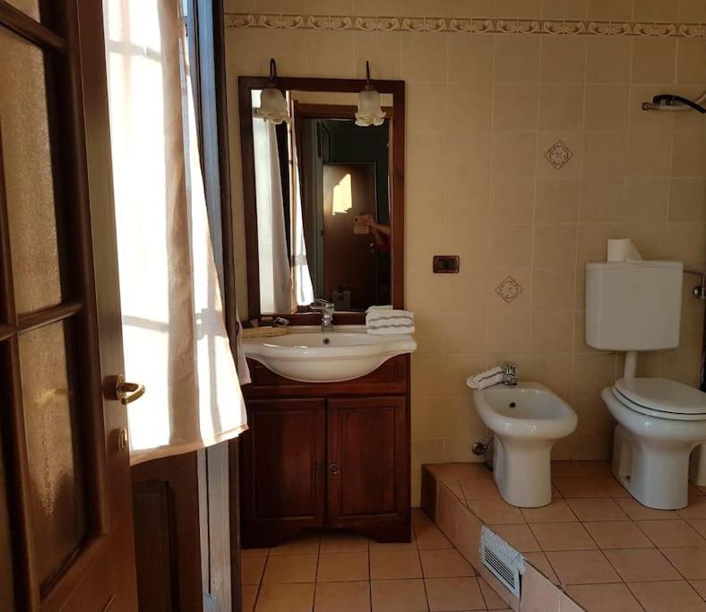 Host Civico 4 Appartement Montafia Buitenkant foto